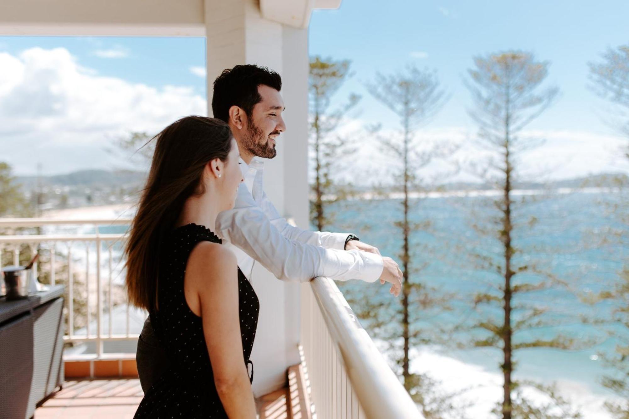 คราวน์ พลาซา เทอริกัล Hotel เทอร์ริกัล ภายนอก รูปภาพ